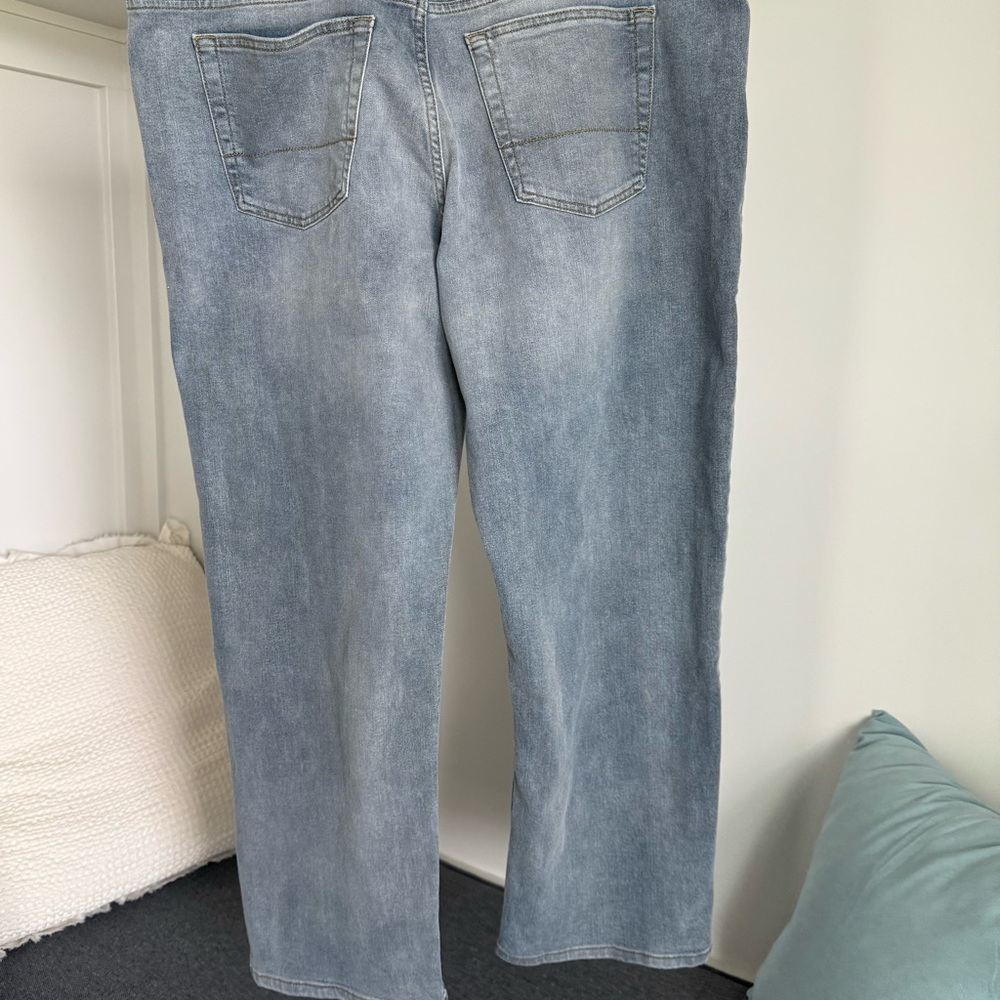 Falls Creek Men’s Light Blue Relaxed Stretch Denim Jeans Size 42 - Picture 10 of 10